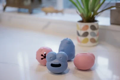 Hundespielzeug Egg Rose (Frogg) S