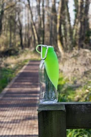 Dispensador de agua de viaje Easi-Pour (Great & Small)