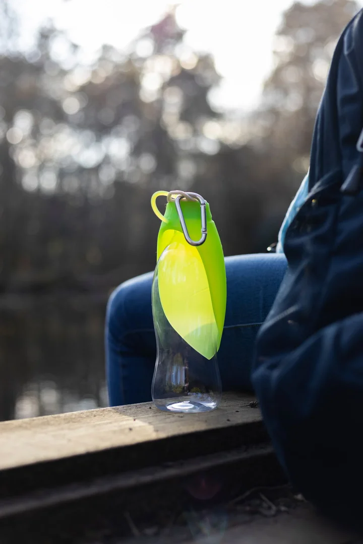 Dispensador de agua de viaje Easi-Pour (Great & Small)